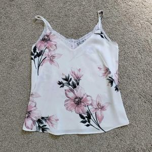 XS Dynamite floral tank